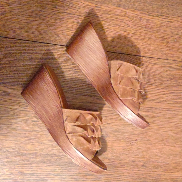 Bella Vita suede wedges - Picture 2 of 6